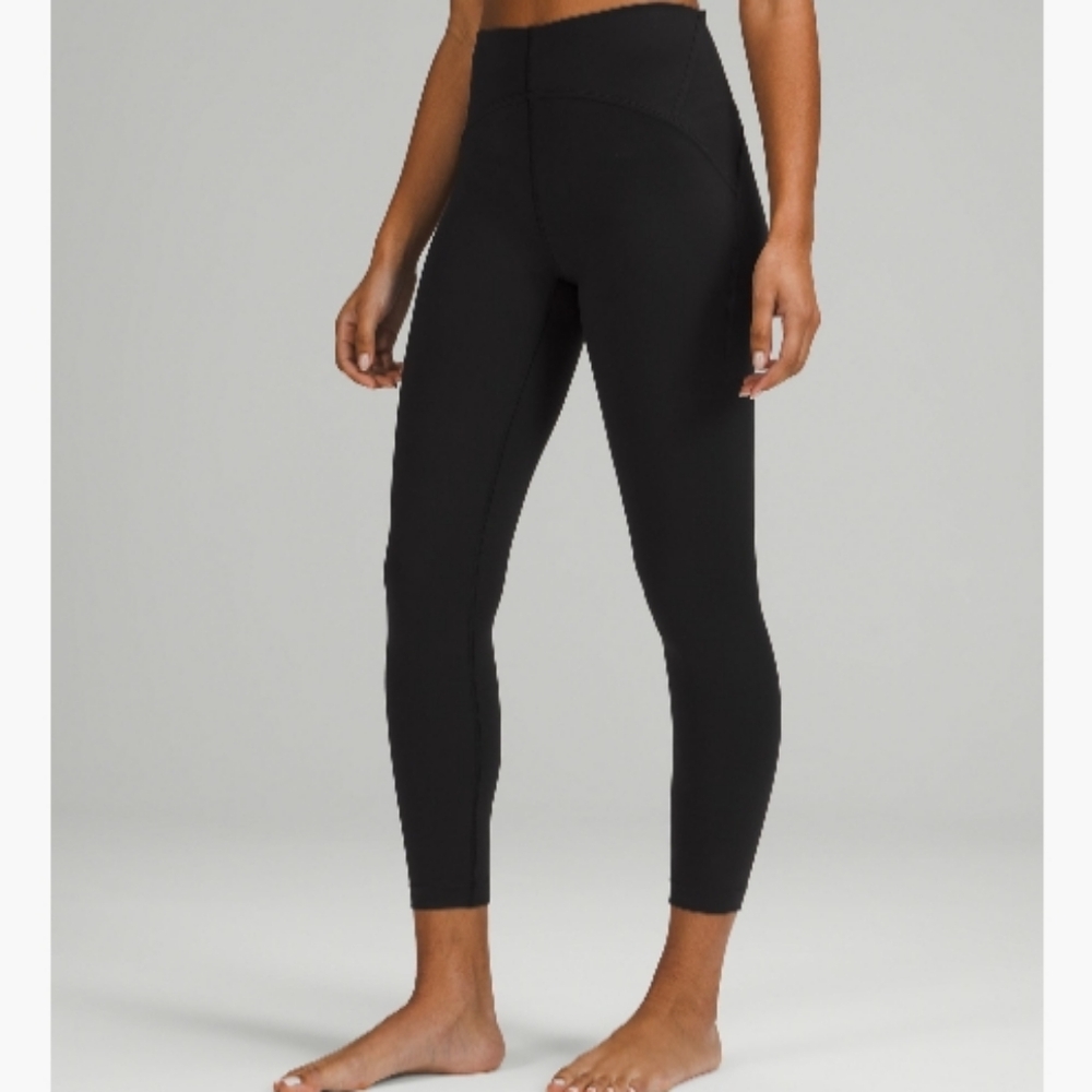 Lululemon InStill